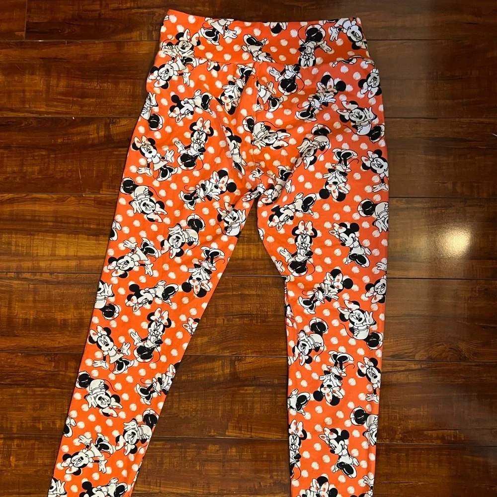 Make offer! 2 LuLaRoe Disney Minnie Mouse soft leggings bundle - Picture 3 of 9